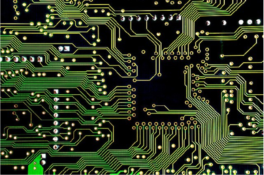 自己設(shè)計 PCB 電路板，需要學(xué)習(xí)哪些科目？